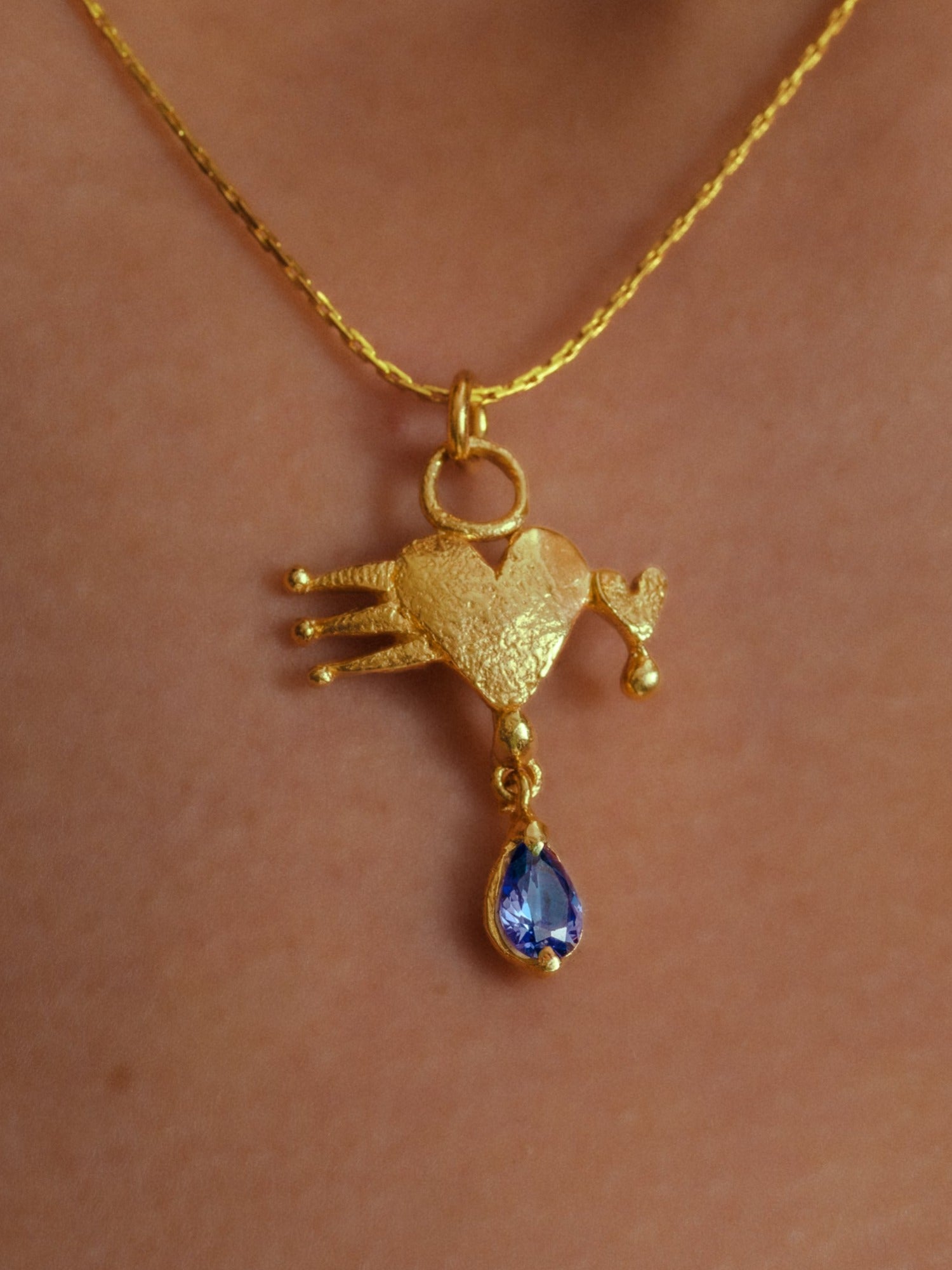 The Léon Heart Chain