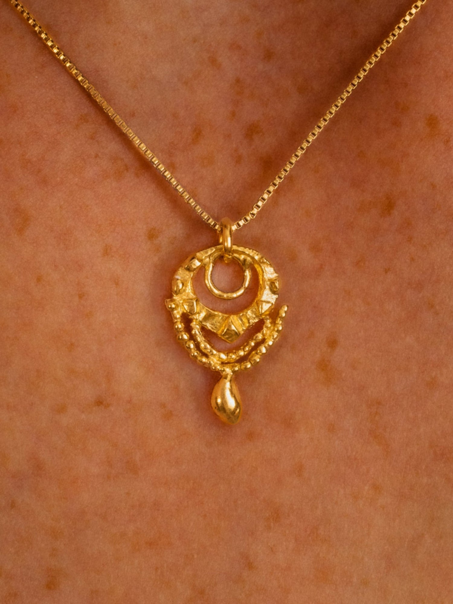 The Rope Of Pearls Chain